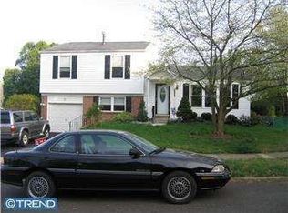 3051 Gilbert Dr, Bensalem, PA 19020