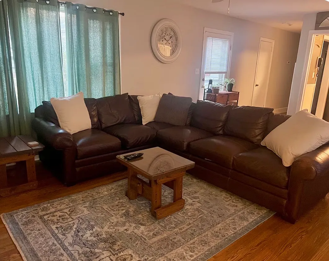 3 bed, 1424 sqft, $1,750 — Photo 3