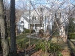 222 Lakewood Dr, Pequea, PA 17565