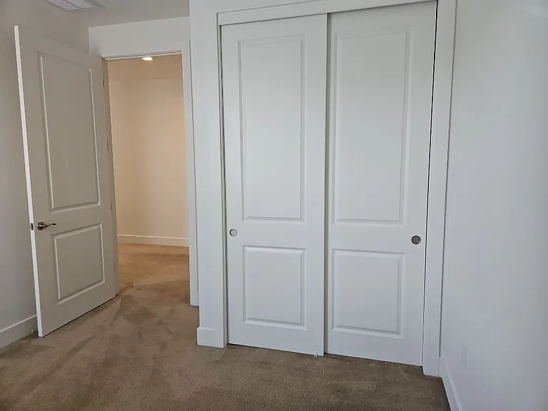 1660 Spring St — Photo 15