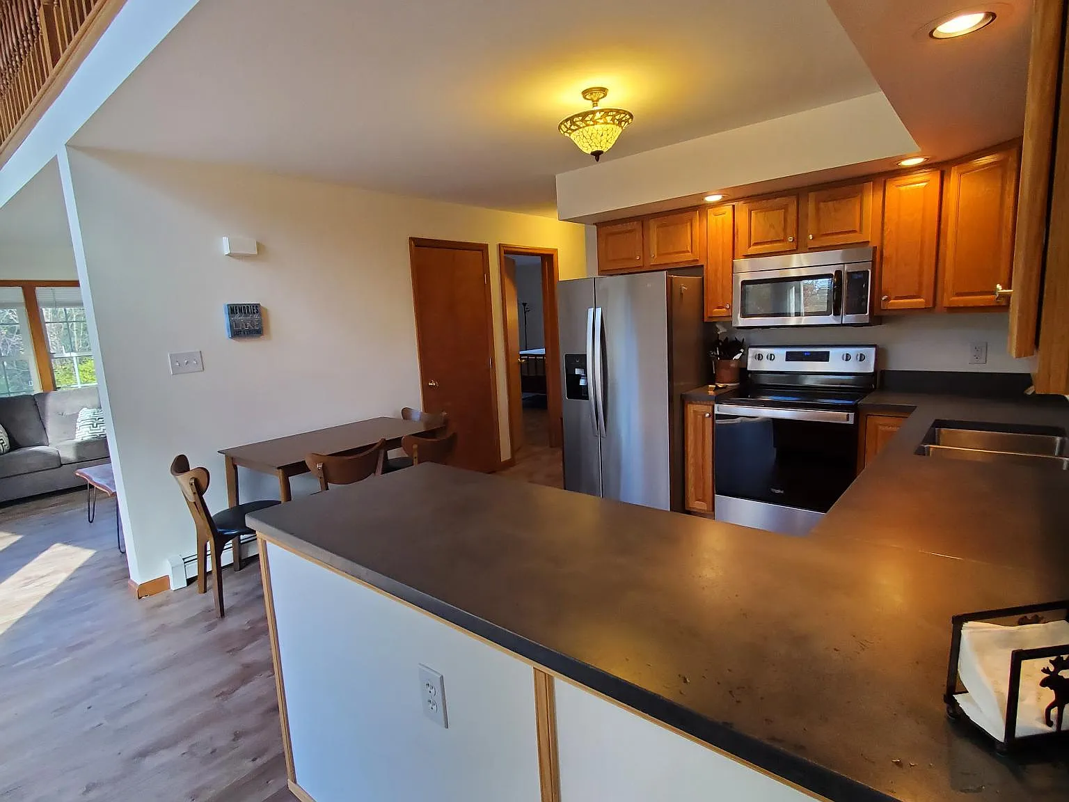 2 bed, 1250 sqft, $1,750 — Photo 4