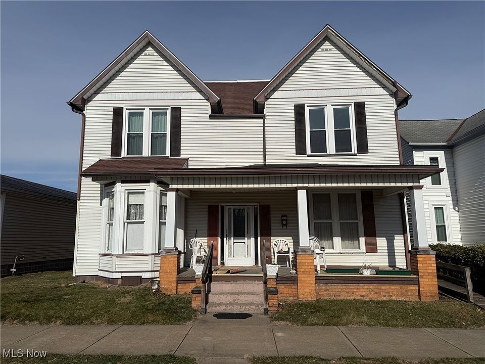 1st image of 507 W 3rd St