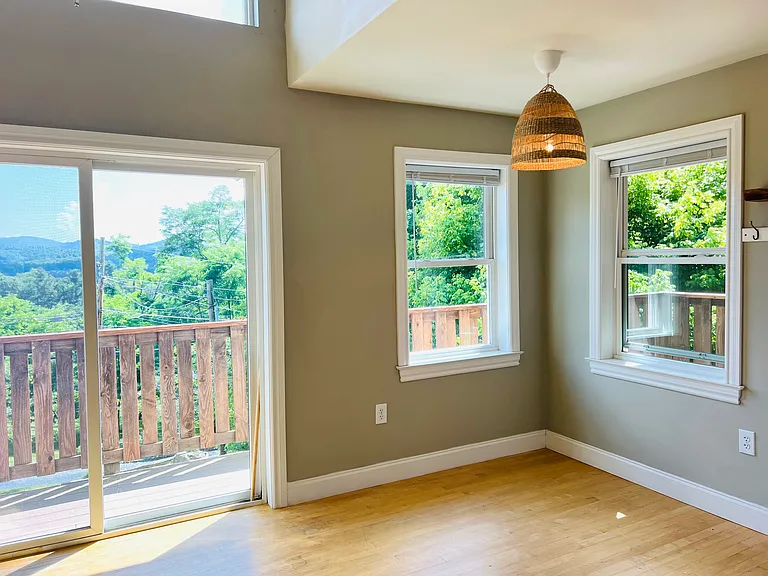 127 Sun Haven Ln — Photo 11