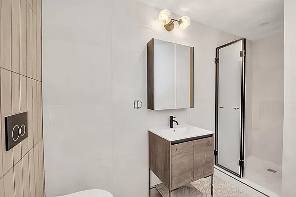 Rented by Avenues Real Estate | media 6