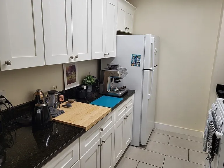33 Pond Ave #915 — Photo 7