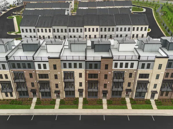 21845 Beckhorn Station Ter, Ashburn, VA 20148