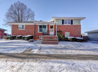 300 Campus View Dr, Lincoln, IL 62656