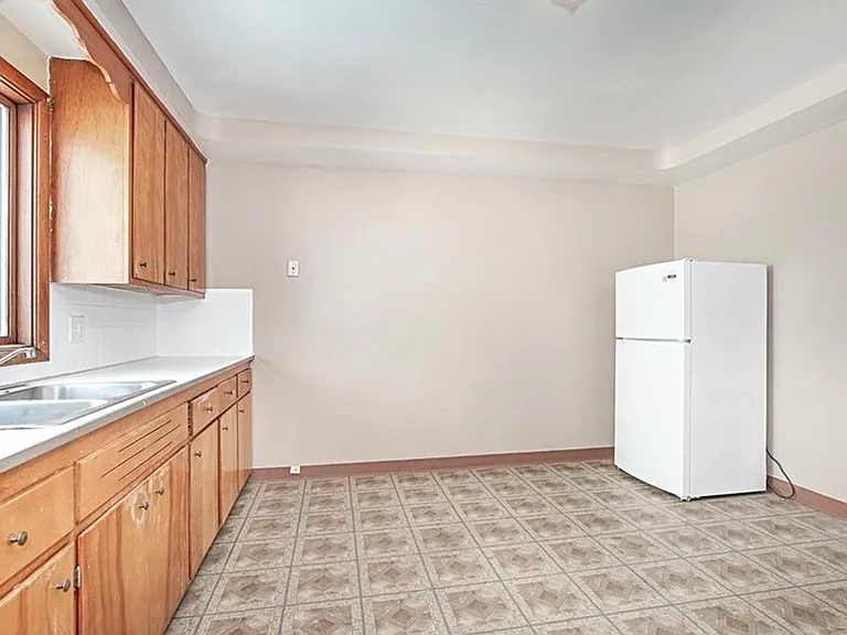 4633 Warner Rd — Photo 6