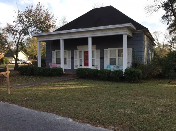 400 W Henderson St, Ocilla, GA 31774