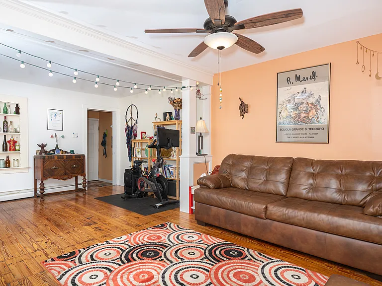440 Pine St — Photo 14