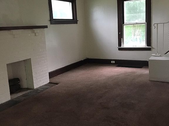 2nd image of 46 N Lakeview Ave