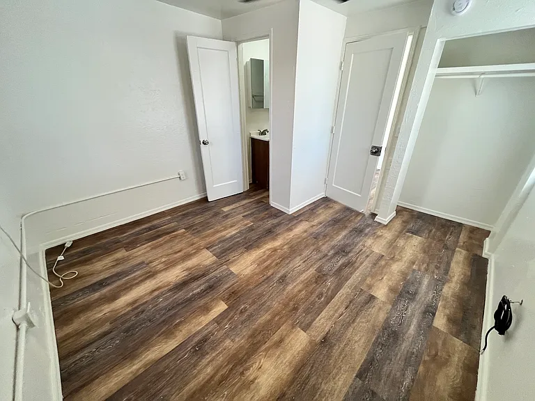 1431 E Benson Hwy #3 — Photo 10