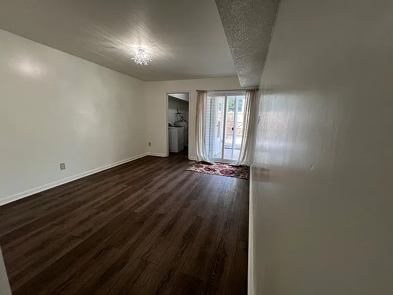 874 Jamestown Landing Rd — Photo 12