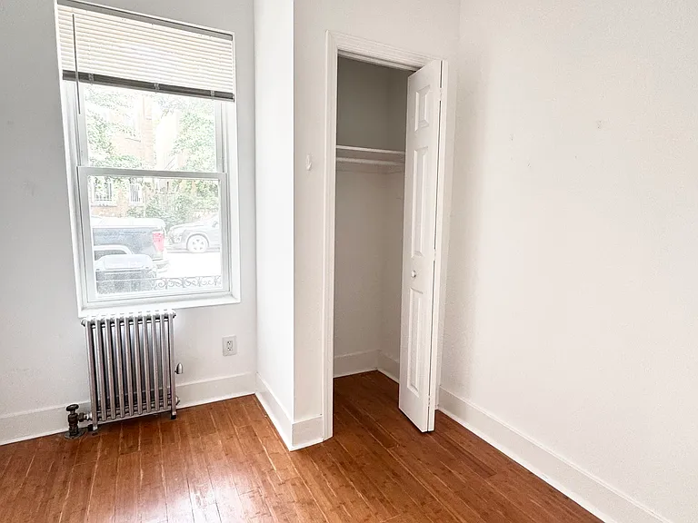 3168 41st St #1F — Photo 9