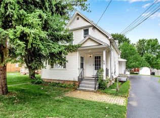 7 Edward St, Lancaster, NY 14086