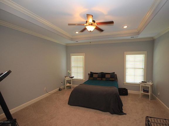 4th image of 4852 Delbridge Ct W