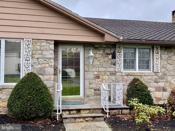 336 Snyder Rd, Reading, PA 19605