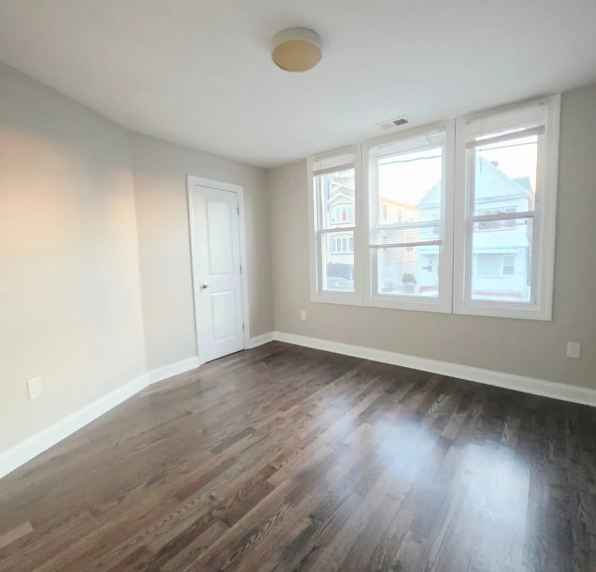 2 bed, 800 sqft, $1,895 — Photo 2