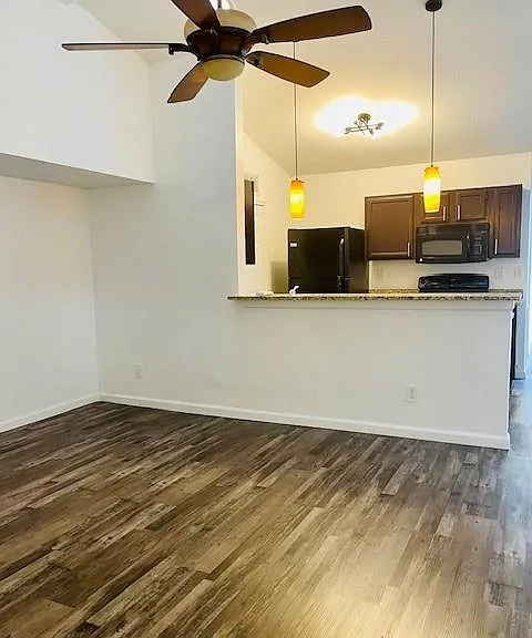 4502 Carr St — Photo 4
