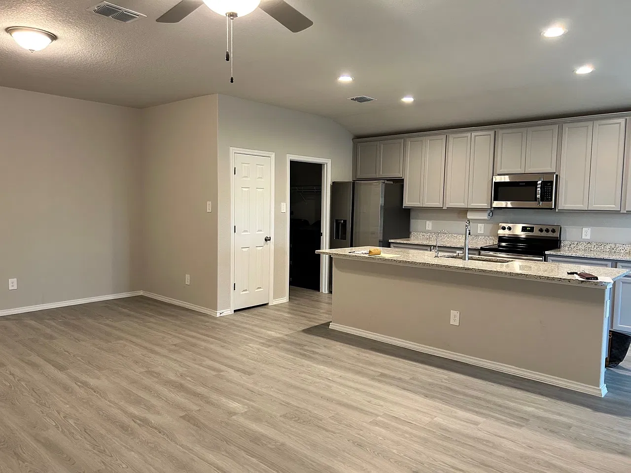 3 bed, 1458 sqft, $1,625 — Photo 4