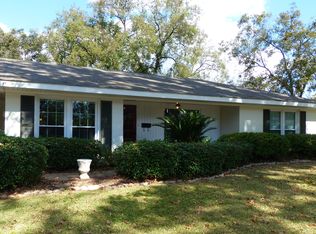 517 Highpoint Dr, Alexandria, LA 71303