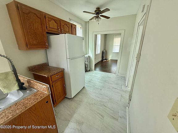 2nd image of 301 Main St