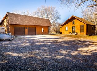 1244 L St, Concordia, KS 66901