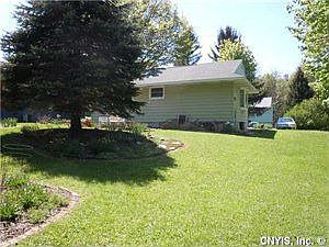 2nd image of 526 Cleveland Blvd