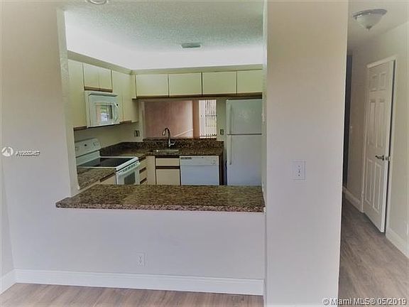 5th image of 3967 Cocoplum Cir APT F