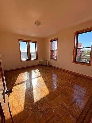 4th image of 8419 19th Ave #D10