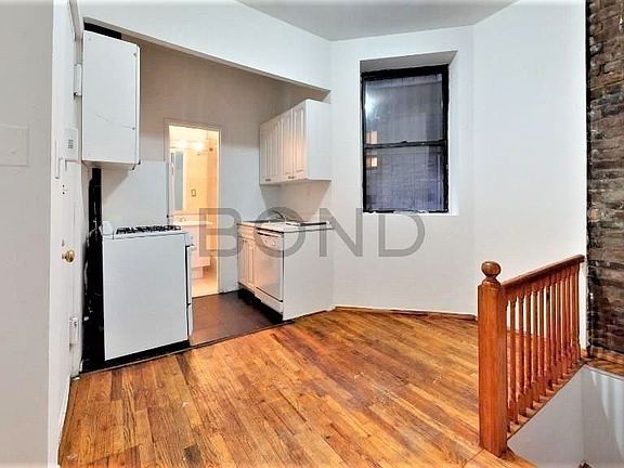 5th image of 340 E 62nd St #4B