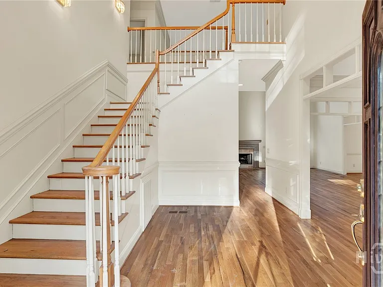 2 Wakefield Pl — Photo 9