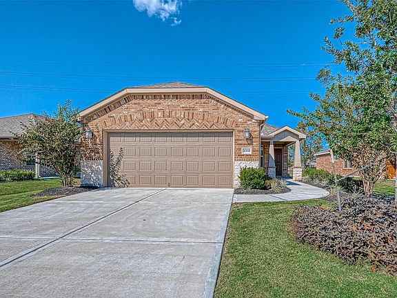 3rd image of 3310 Golden Eagle Way