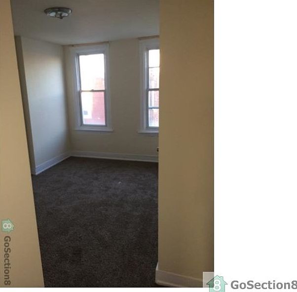 2nd image of 110 E Hortter St