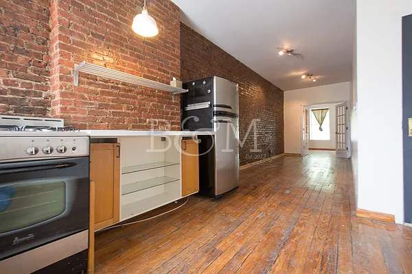 Rented by Brick&Mortar | media 15