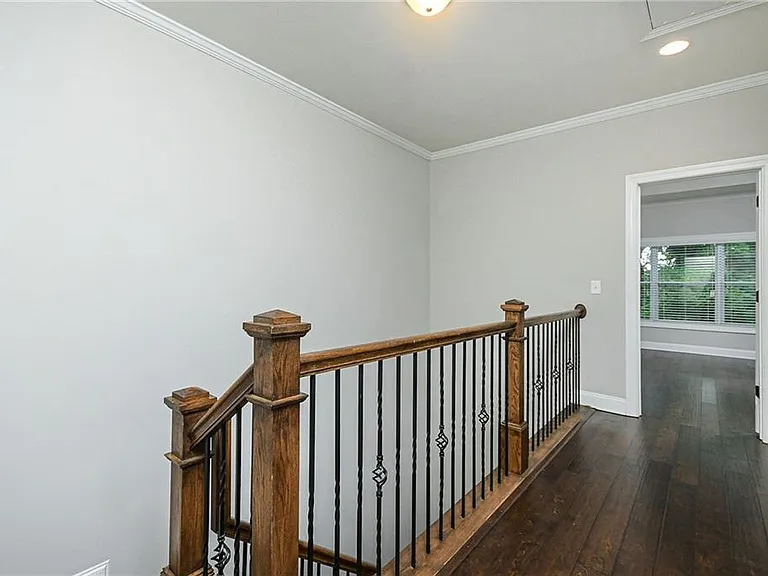 1299 Linden Ct NE — Photo 27