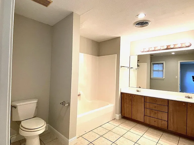 301 County Road 1001 — Photo 23
