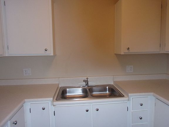 4th image of 2740 SW Western Blvd #137-209