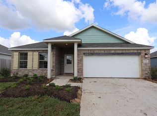 1240 Lancer Leap Dr, Alvin, TX 77511