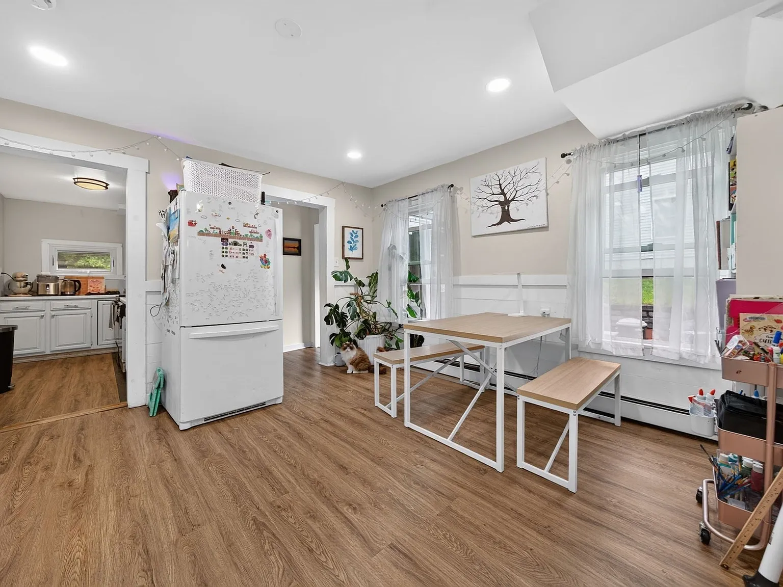 2 bed, 804 sqft, $2,300 — Photo 4