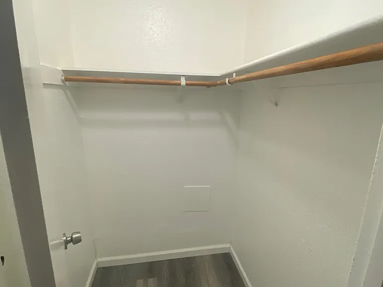 221 E Edison St #8 — Photo 14