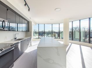Allure 258, East Orange, NJ 07018
