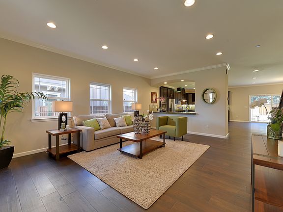 2nd image of 3382 Woodside Ln