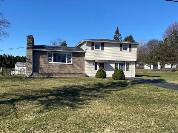 6511 Kermit Ln, East Syracuse, NY 13057