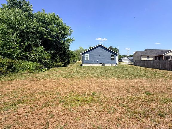 4th image of 59 W Potomac Dr