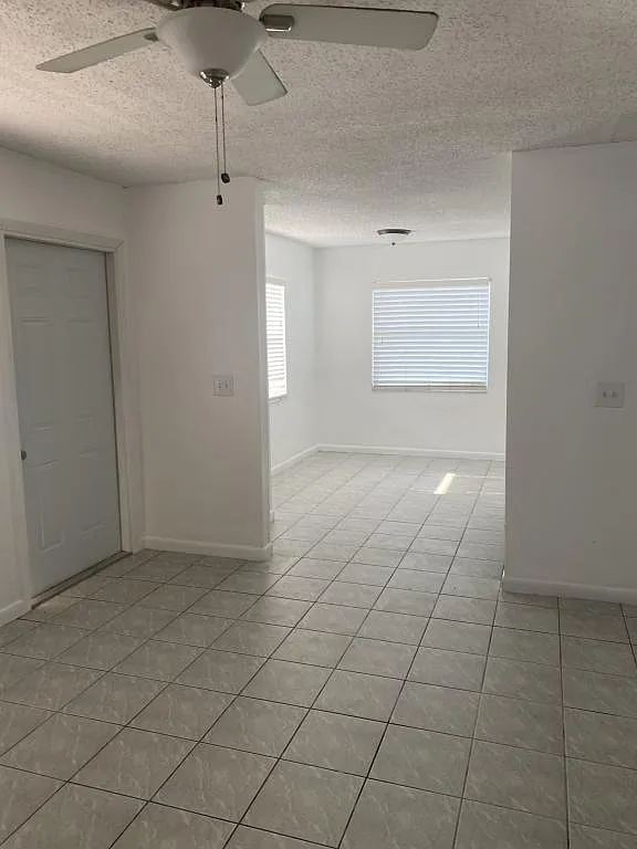 728 Michigan Ct — Photo 2