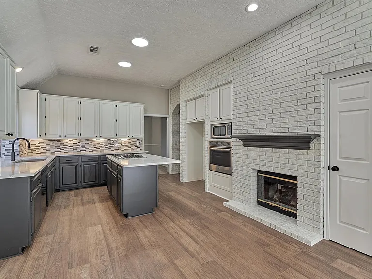 15419 Redbud Leaf Ln — Photo 7