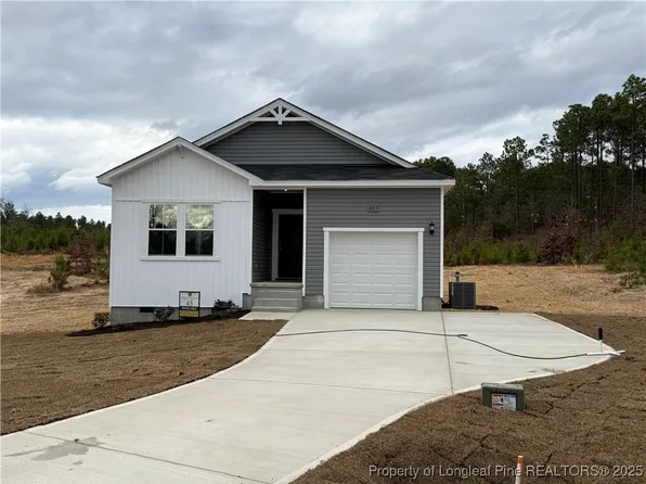 677 Blossom Trl, Lillington, NC 27546