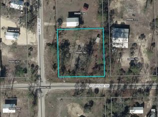 402 NW First St, Steinhatchee, FL 32359