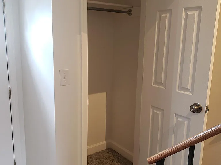 213 Cameron St — Photo 11